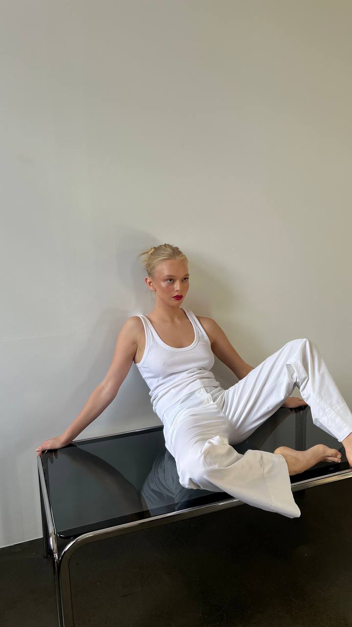 Yana Polhovskaya portfolio photo 8